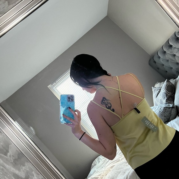 H&M | cami top. - Picture 4 of 5